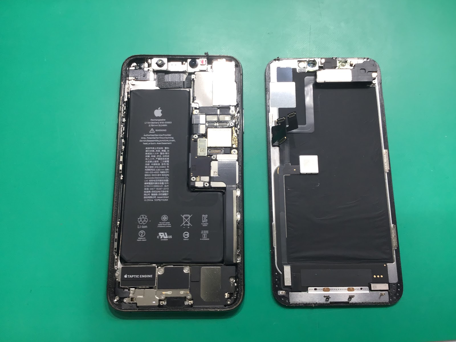 iPhone11Proの修理はデータそのまま・最短即日修理のiPhone修理工房中野ブロードウェイ店にご相談ください！！